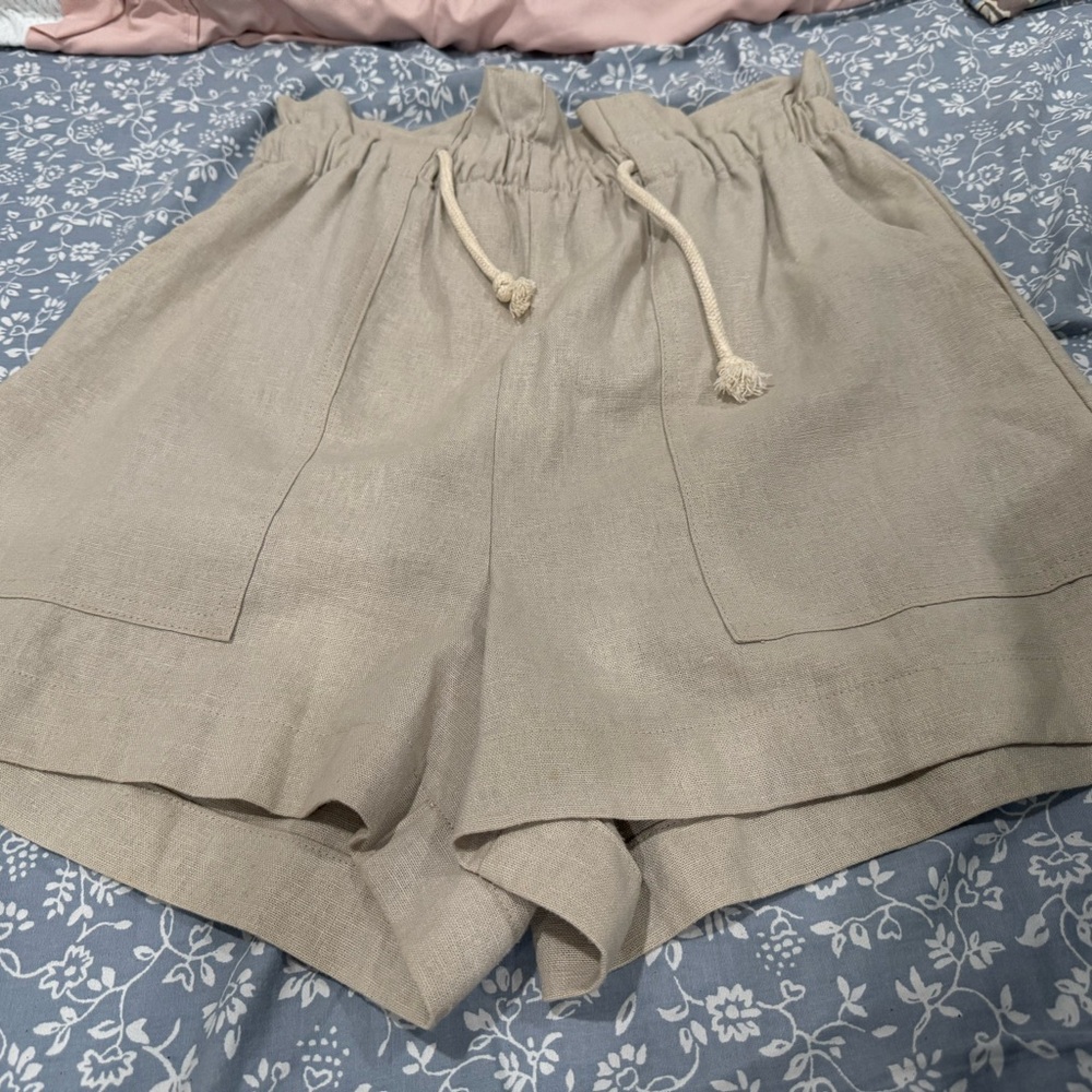 Laundry By Shelli Segal Tan High Waist Shorts